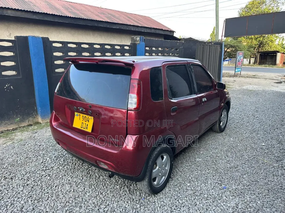 Suzuki Swift 2003 Maroon