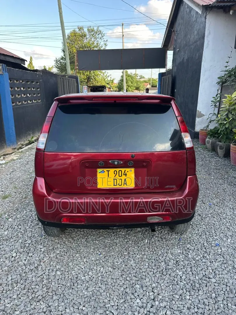 Suzuki Swift 2003 Maroon