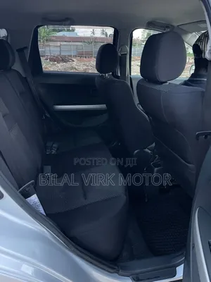 Toyota IST 2003 Silver