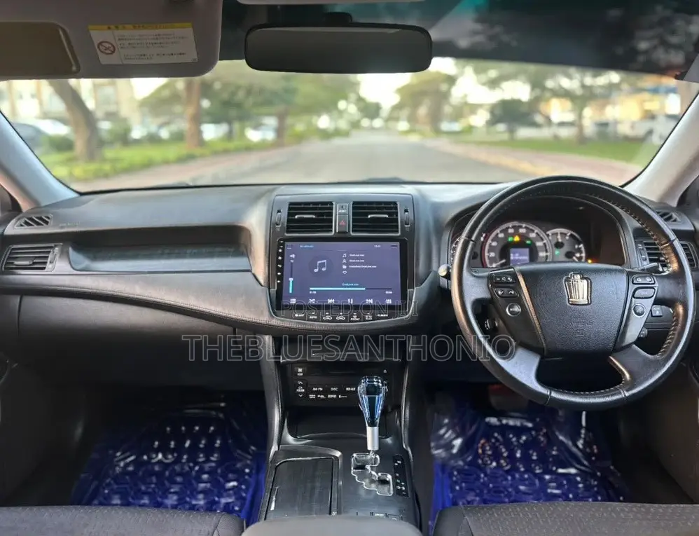 Toyota Crown 2009 Black