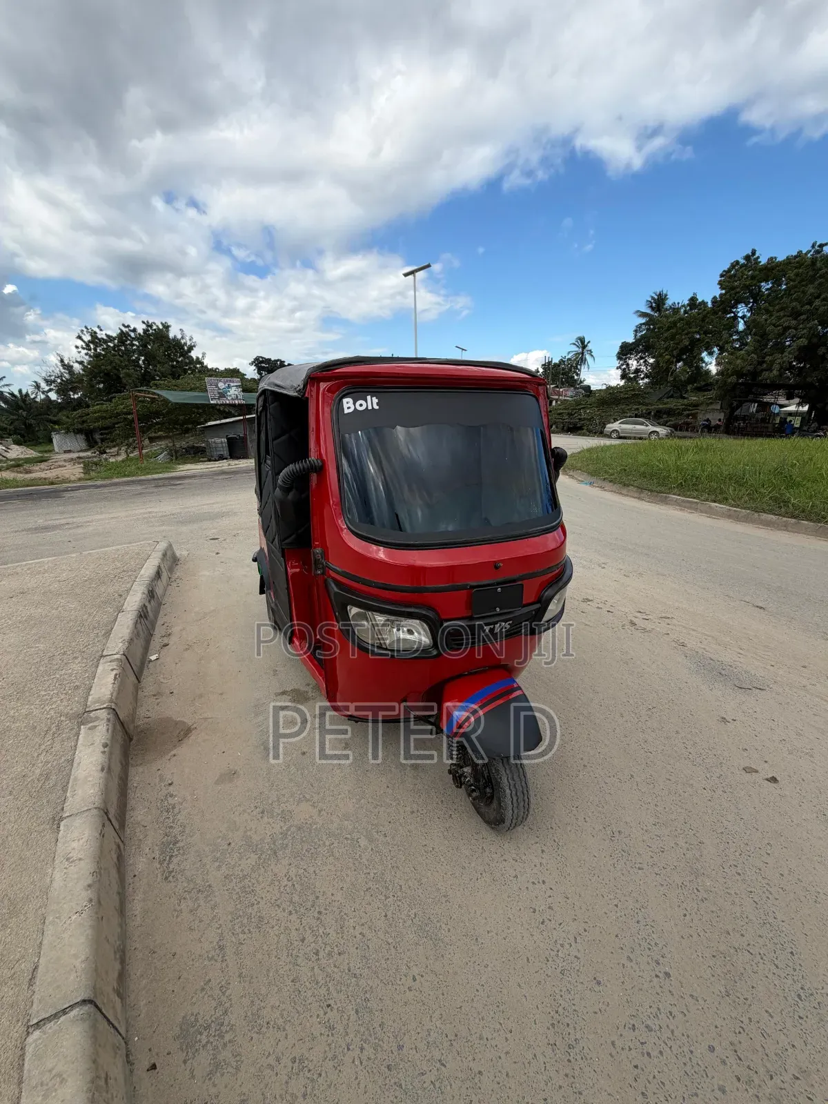 TVS Apache 160 4V 2024 Red
