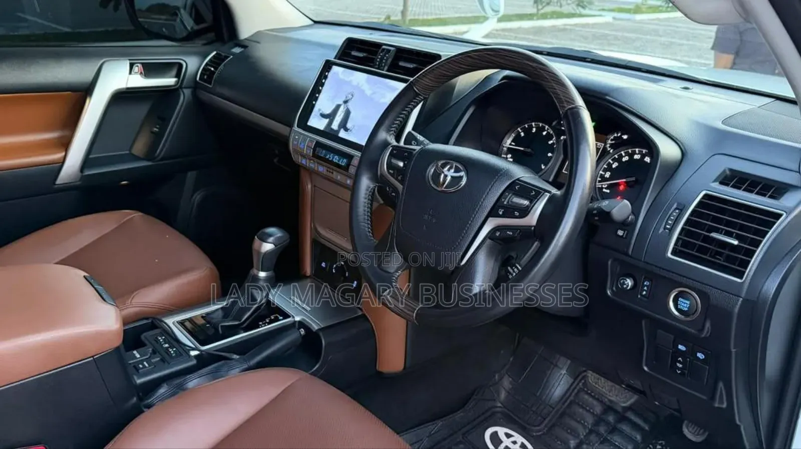 Toyota Land Cruiser Prado 2022 White