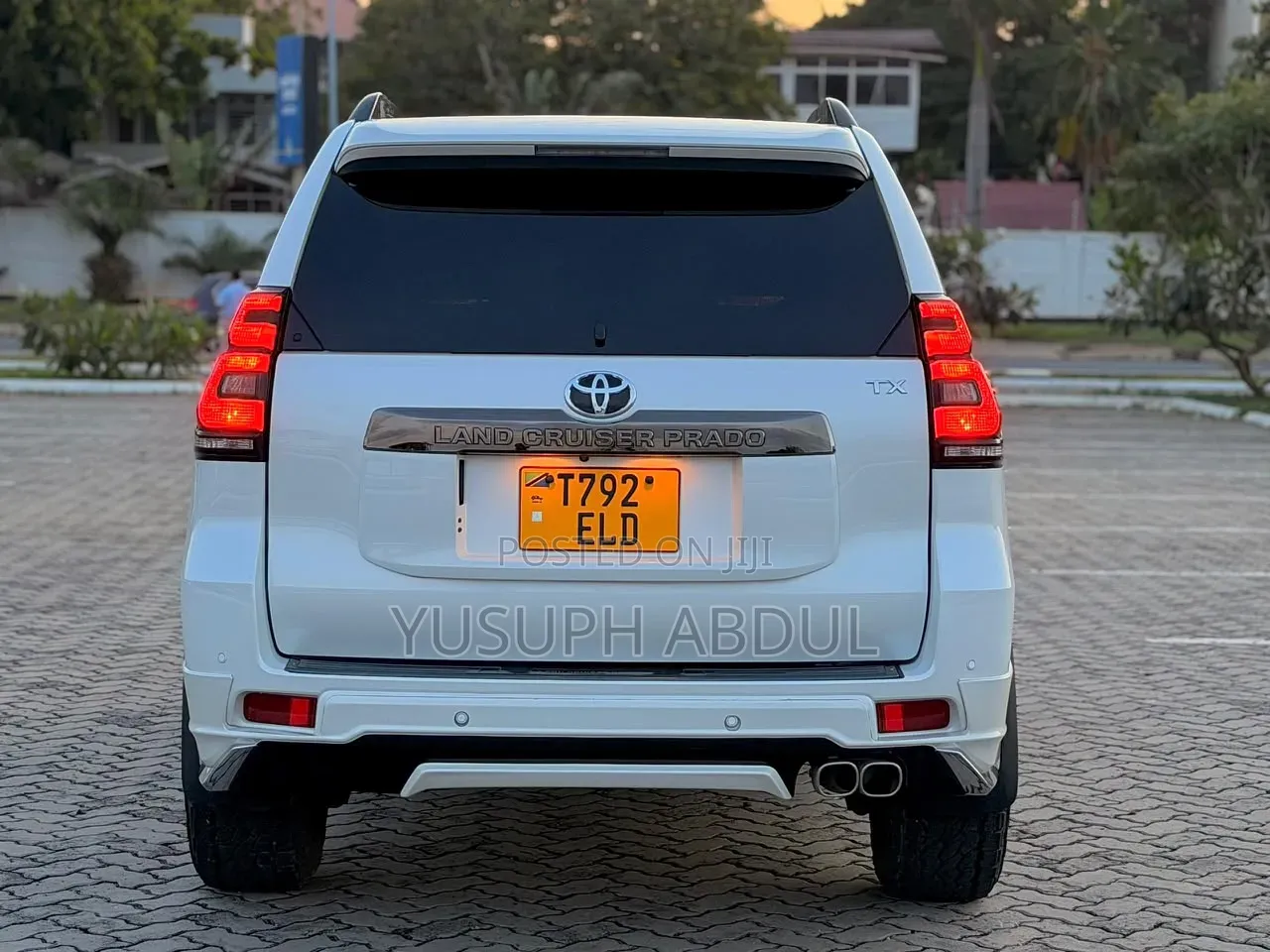 Toyota Land Cruiser Prado 2022 White