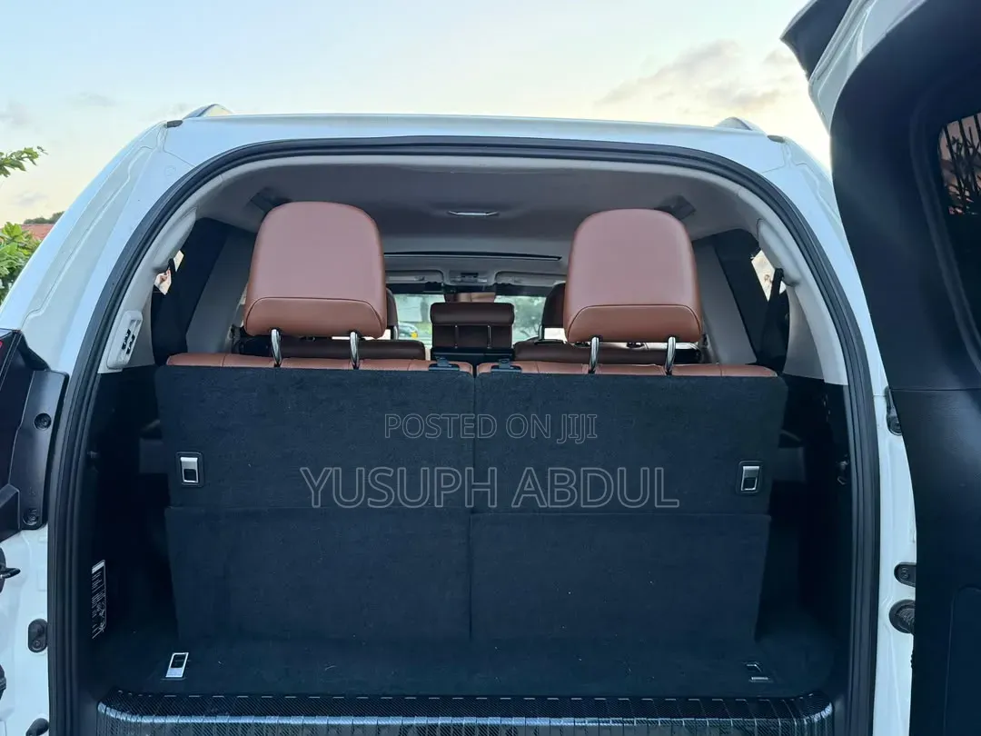 Toyota Land Cruiser Prado 2022 White