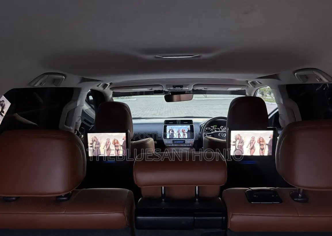 Toyota Land Cruiser Prado 2022 White