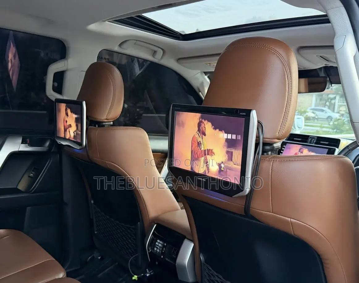 Toyota Land Cruiser Prado 2022 White