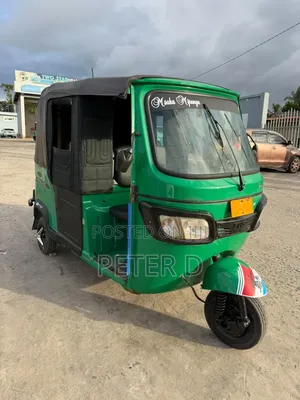 TVS Apache RTR 160 2v Refresh X-connect 2025 Green