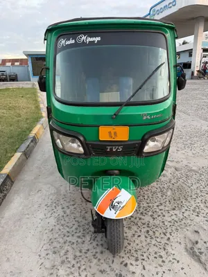 TVS Apache RTR 160 2v Refresh X-connect 2025 Green