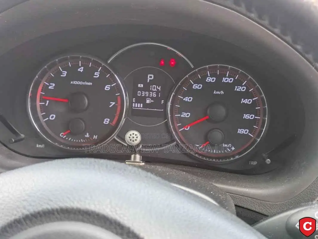 Subaru Forester 2011 Pearl