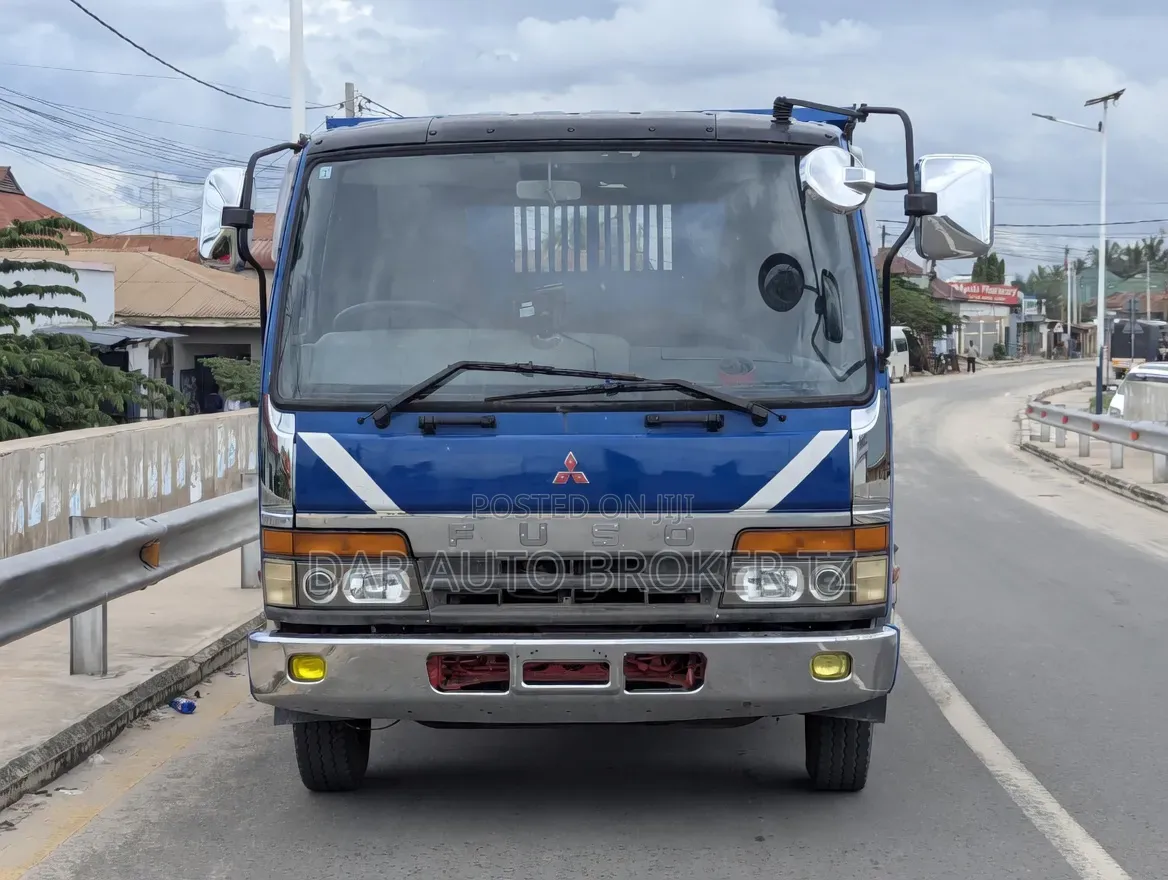 Mitsubishi Fuso 04-Tons Available for Sale