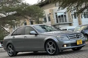 Mercedes-Benz C-Class 2009 Gray