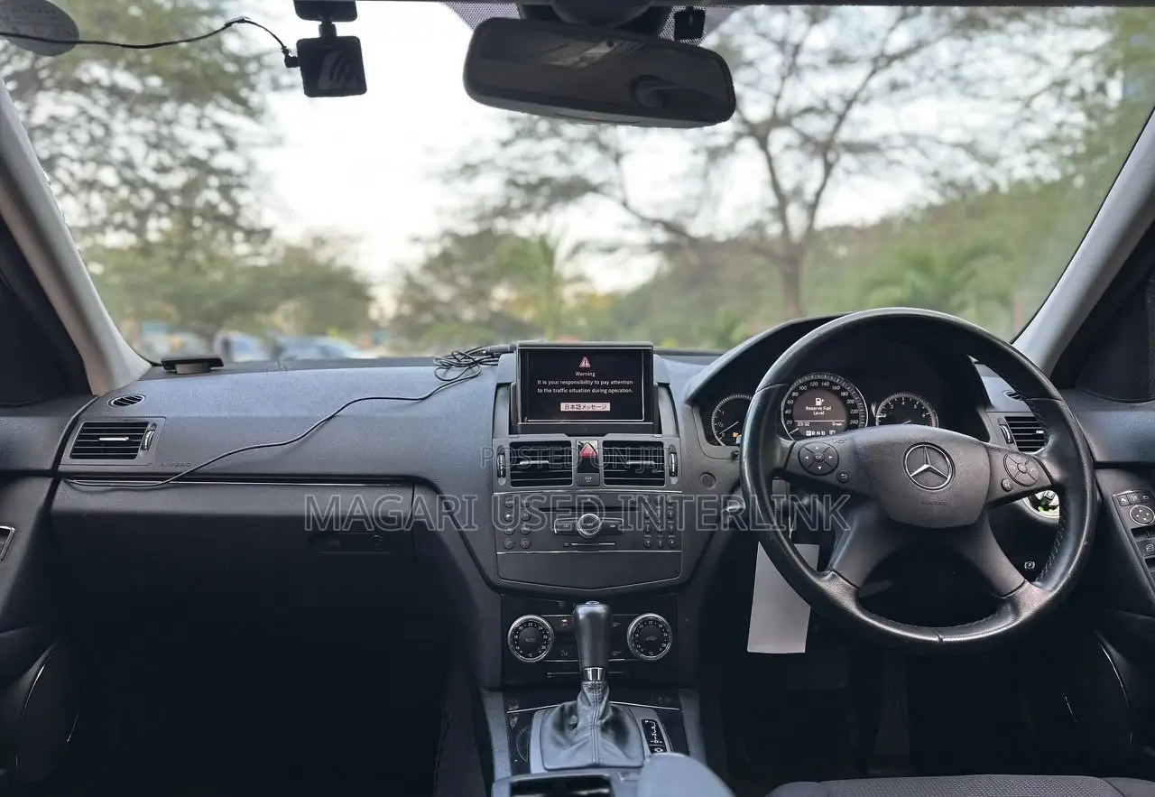 Mercedes-Benz C-Class 2009 Gray