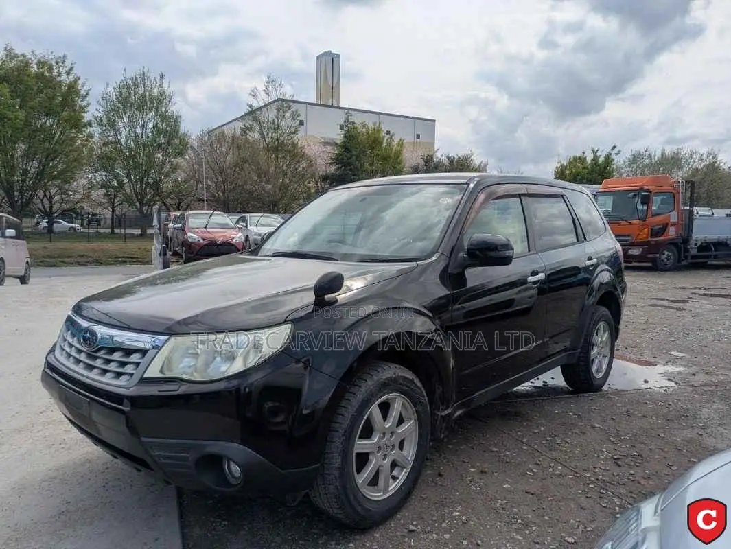Subaru Forester 2012 Black