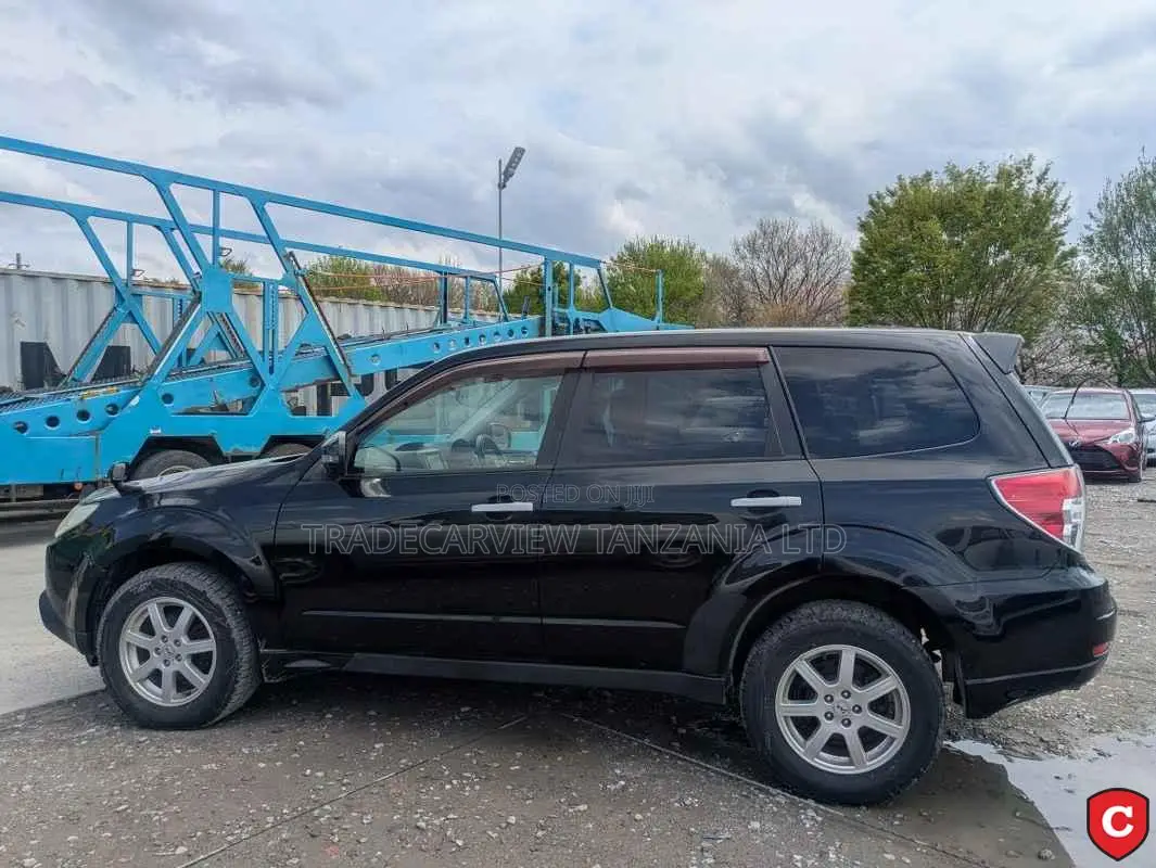Subaru Forester 2012 Black