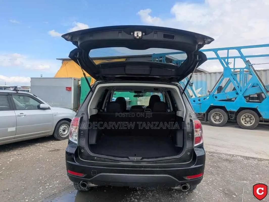 Subaru Forester 2012 Black