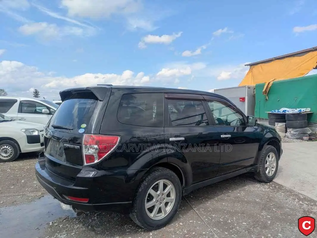 Subaru Forester 2012 Black