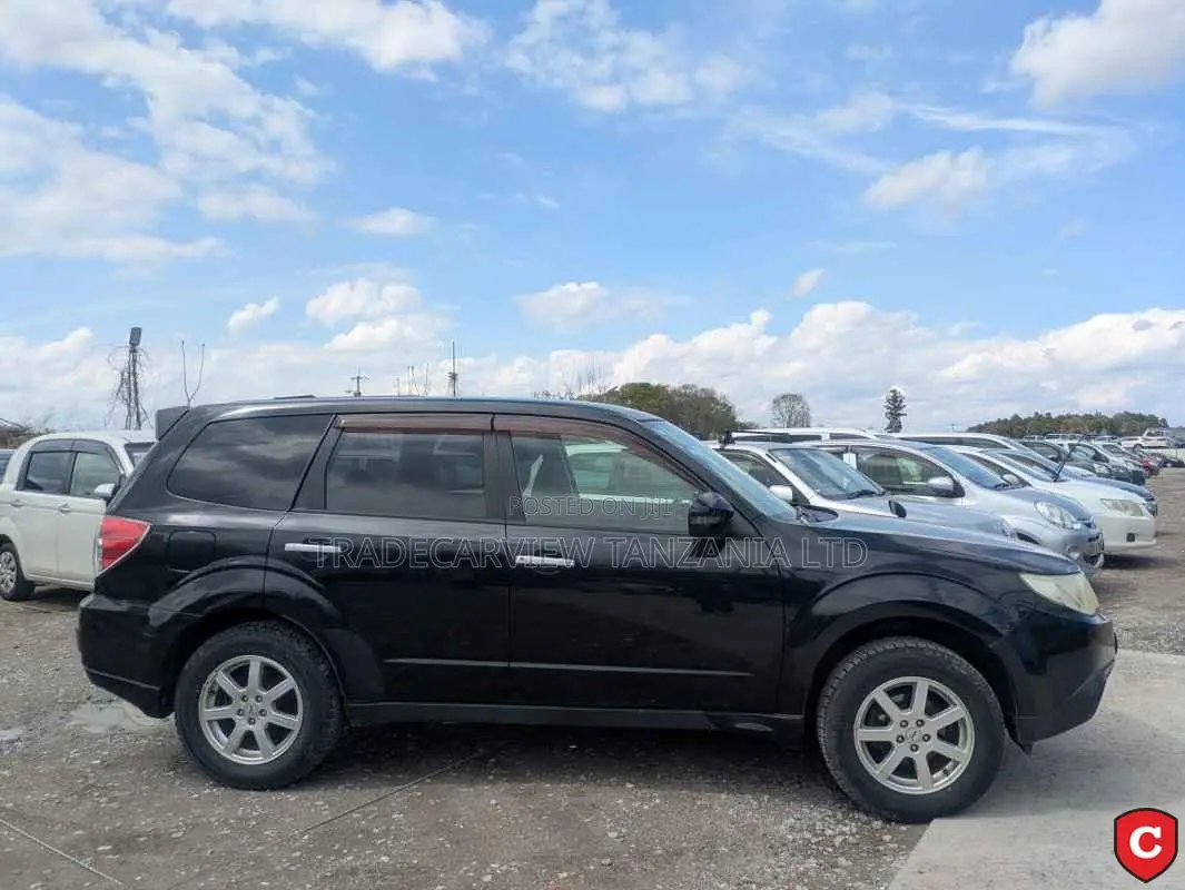 Subaru Forester 2012 Black