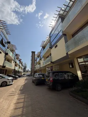 Furnished 3bdrm Villa in Coolest Estate for rent