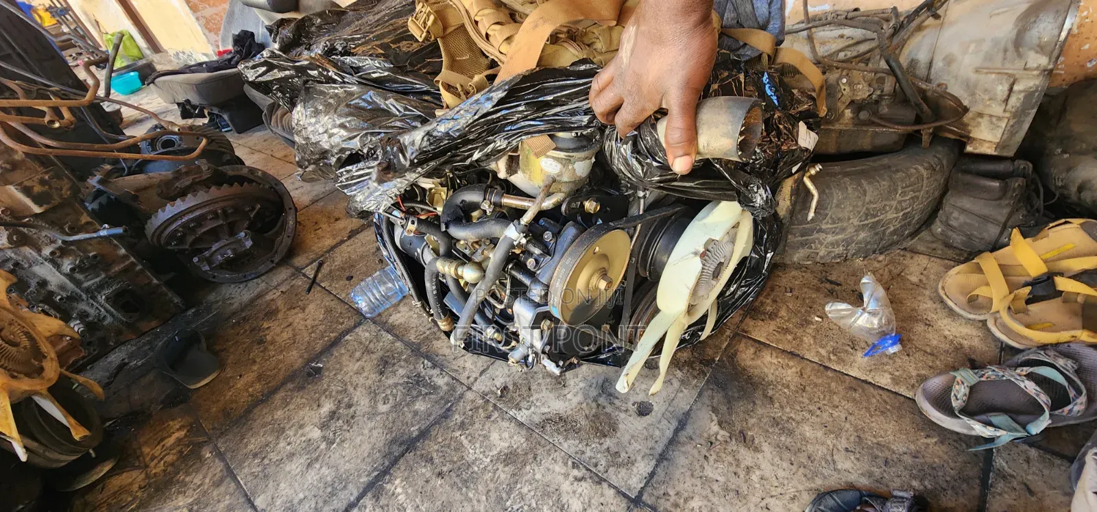 Nissan Engine. Injini Za Nissan Td27 Qd32 Zd30 Yd25