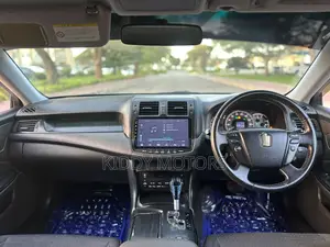 Toyota Crown 2009 Black
