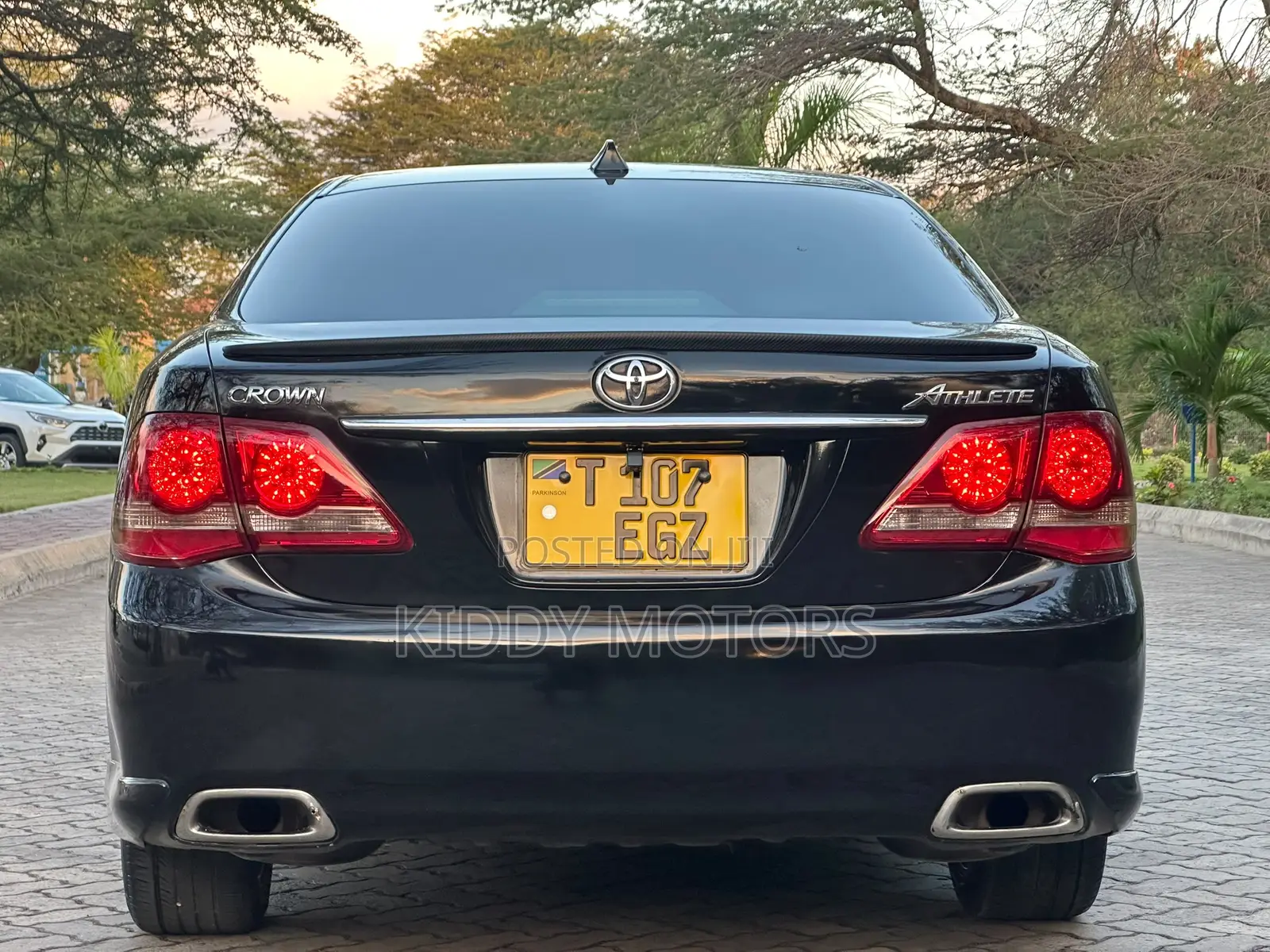 Toyota Crown 2009 Black