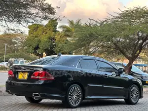 Toyota Crown 2009 Black