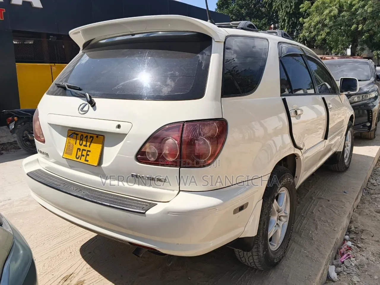 Toyota Harrier 2003 White