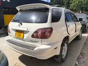 Toyota Harrier 2003 White