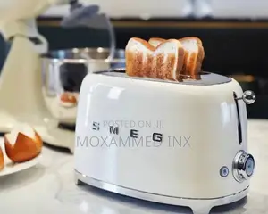 Smeg 50’S Style 2-slice Toaster In Cream With Polished Chrome Detail