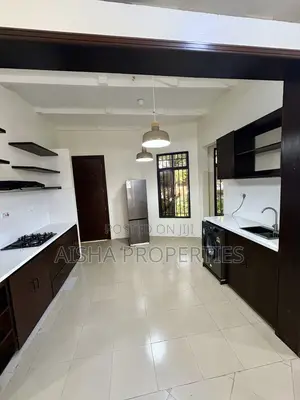 2bdrm Apartment in Oyster Bay for rent