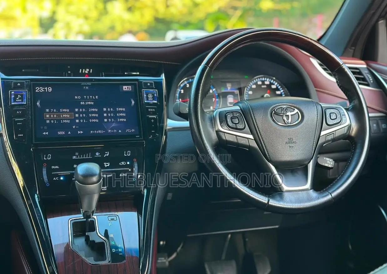 Toyota Harrier 2015 Black