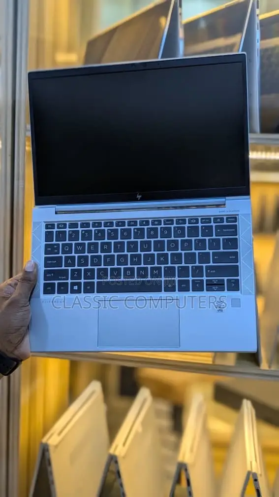 Laptop HP EliteBook 830 G7 8GB Intel Core i7 SSD 256GB