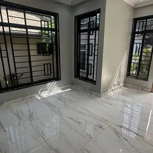 2bdrm Apartment in Kinondoni Leaders for rent