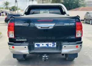 Toyota Hilux Revo Smart Cab Deisel 2.4 RWD 2021 Black