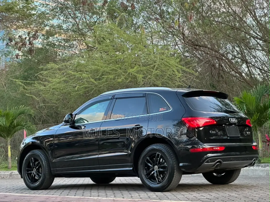 Audi Q5 2015 Black
