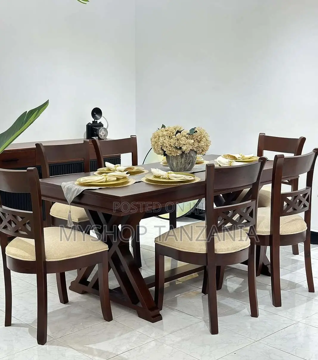 Executive Dinning Table Set of 6