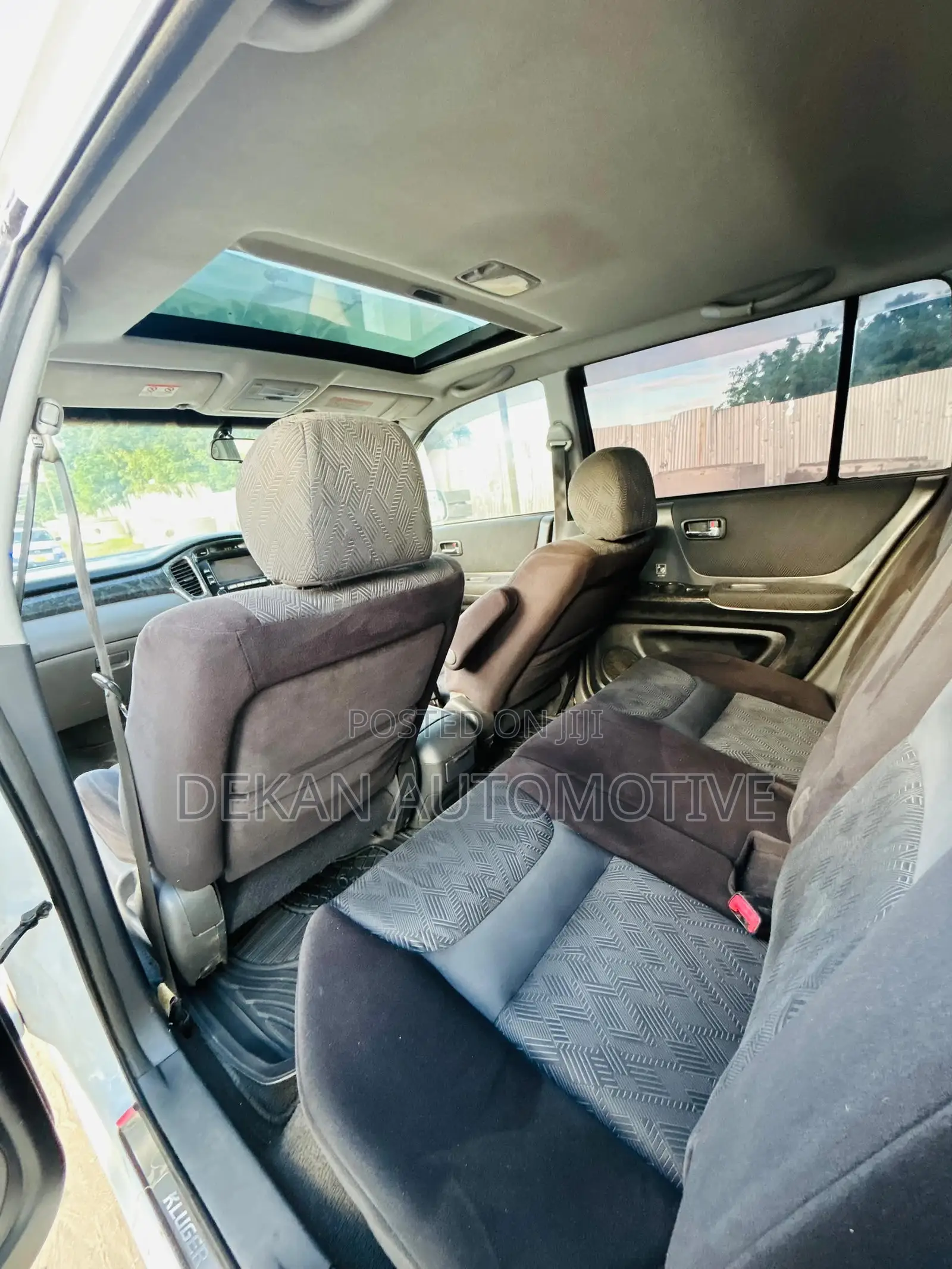 Toyota Kluger 2004 White
