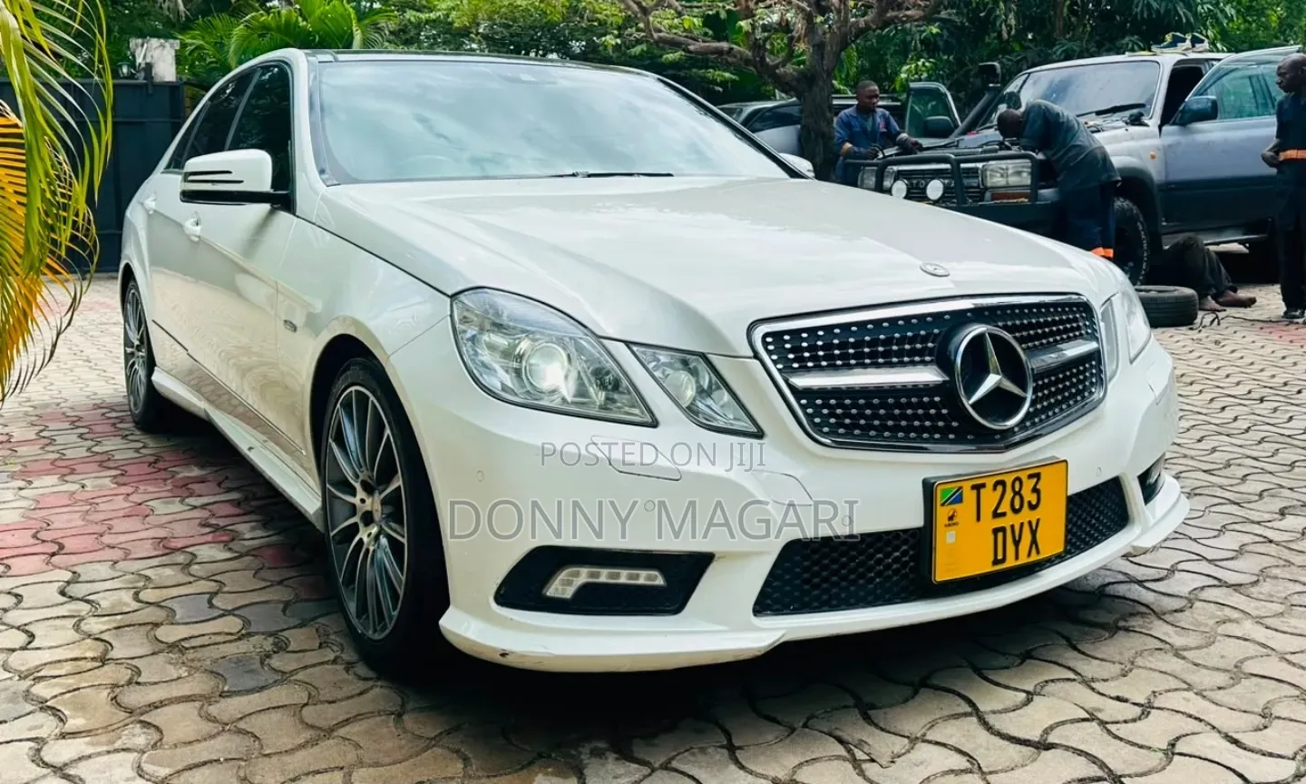 Mercedes-Benz E250 2010 White
