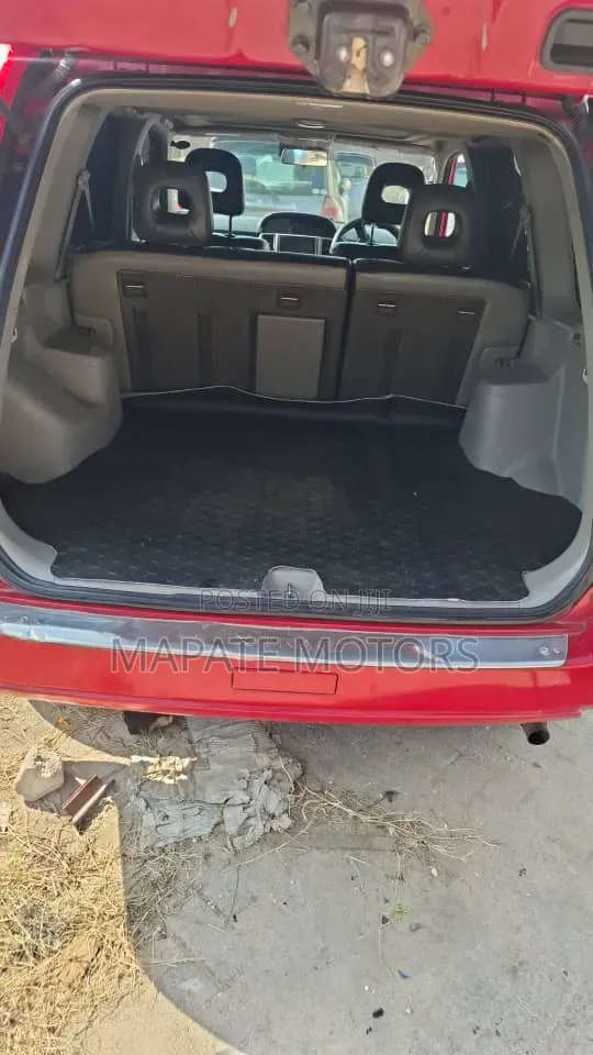 Nissan X-Trail 2004 Red