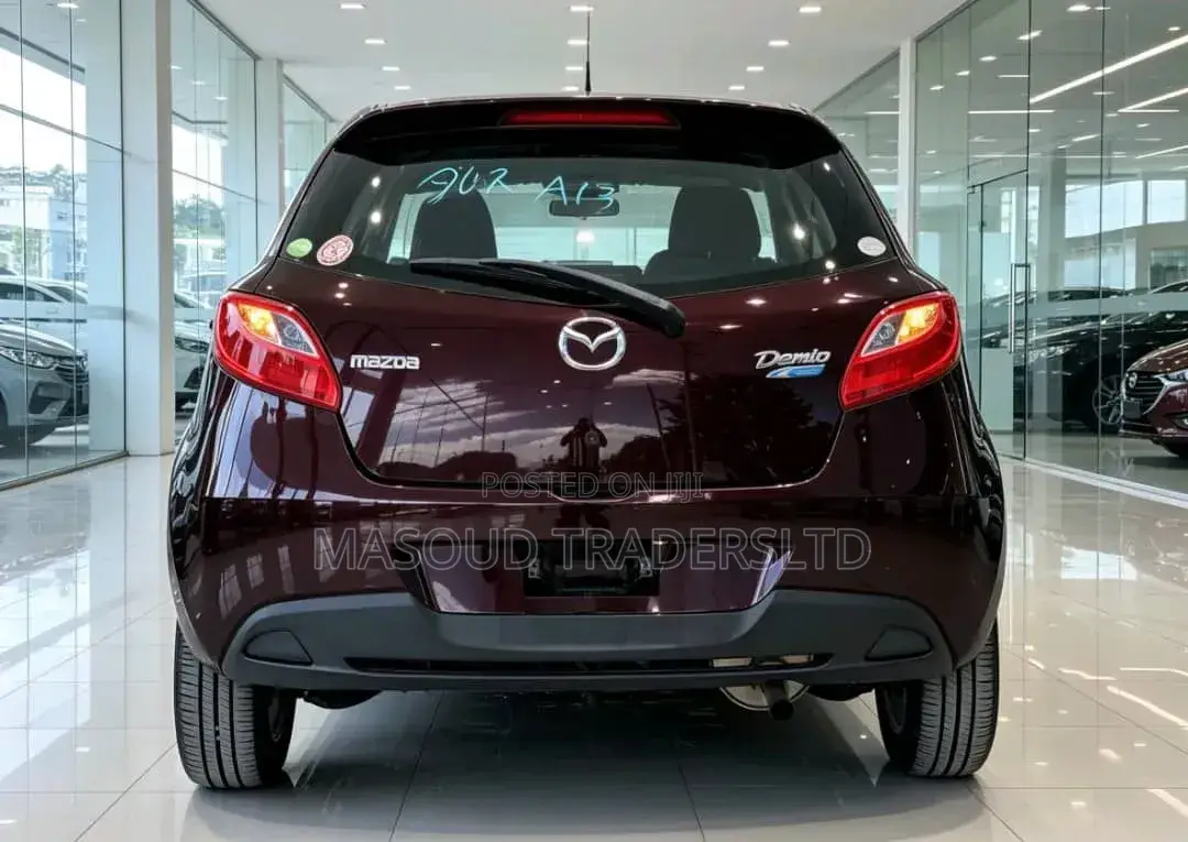 Mazda Demio 2011 Maroon