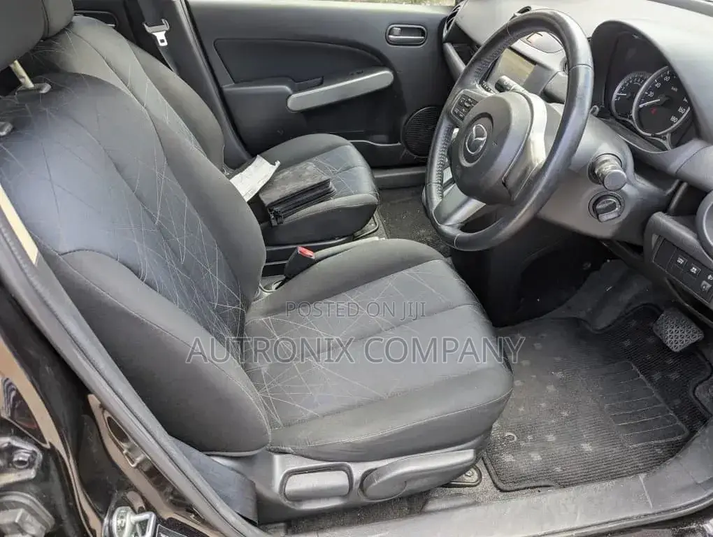 Mazda Demio 2011 Maroon