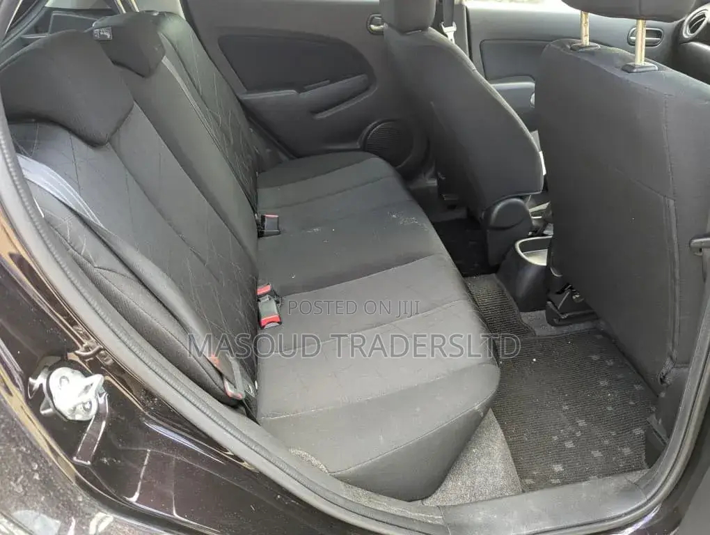 Mazda Demio 2011 Maroon