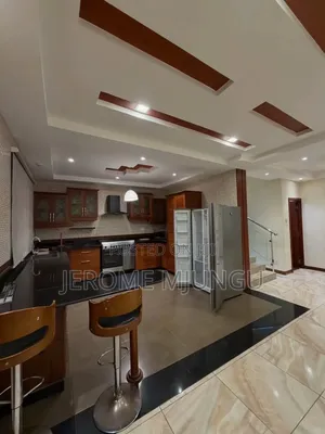 Furnished 3bdrm Villa in Ada Estate for rent