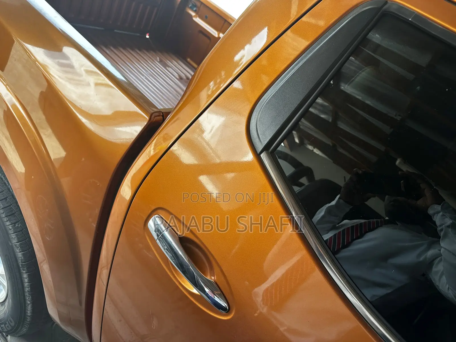 Nissan Navara 2.5 dCi 2011 Orange