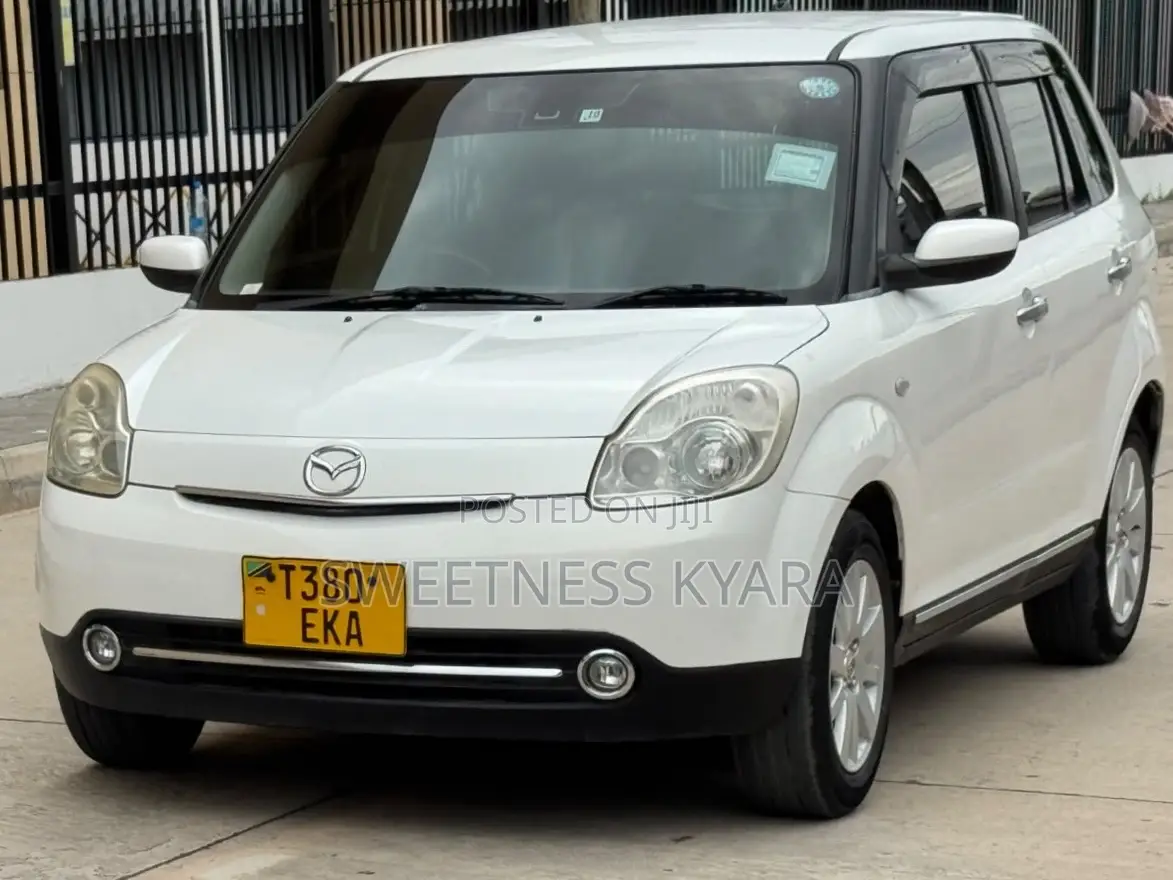 Mazda Verisa 2007 White