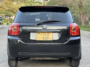 Toyota Corolla RunX 2004 Black