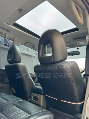 Mitsubishi Pajero 2001 Silver