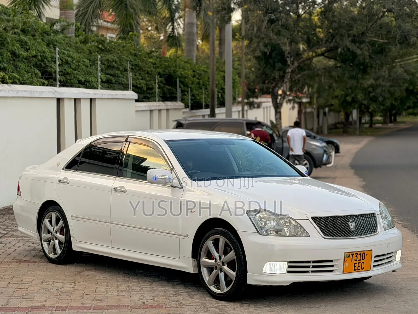Toyota Crown Royale 2005 White
