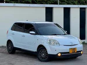 Mazda Verisa 2008 White