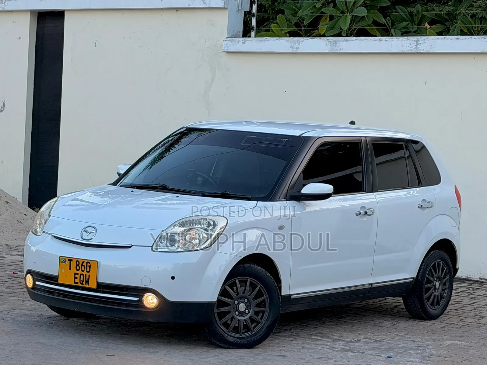 Mazda Verisa 2008 White